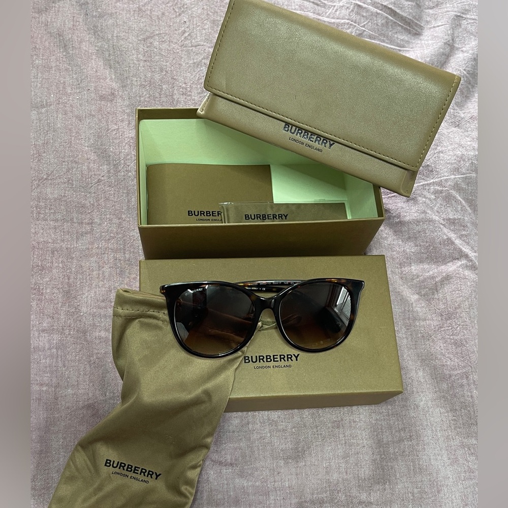 Burberry sunglasses- ALICE